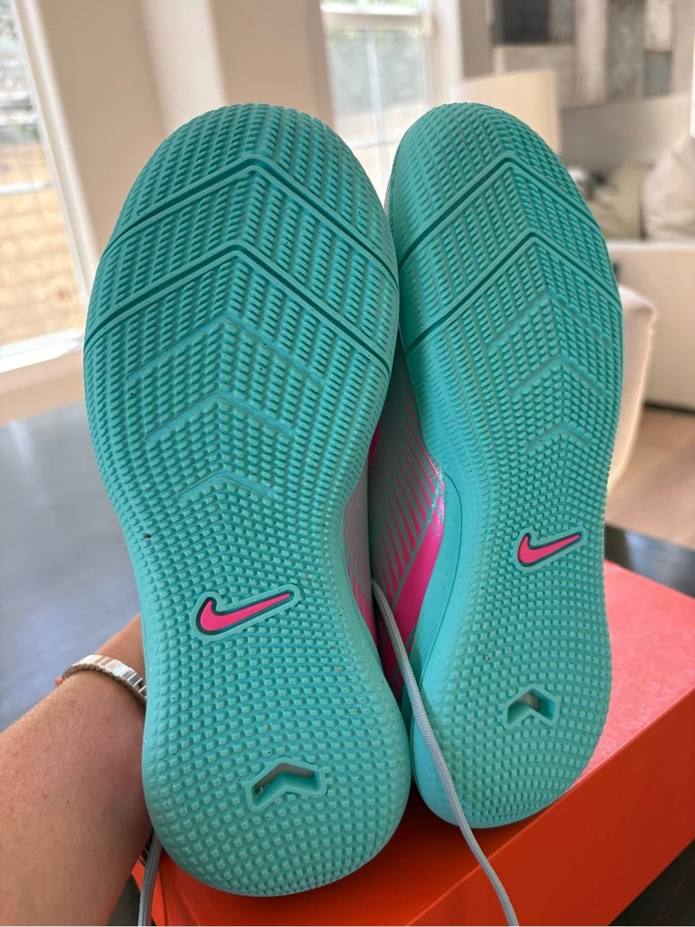Nike kids Light blue indoor soccer shoes with Pink Accent
